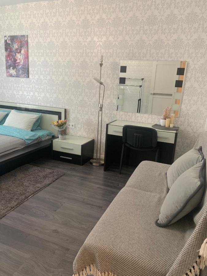 Appartamento Квартал Khmelʼnytsʼkyy Esterno foto